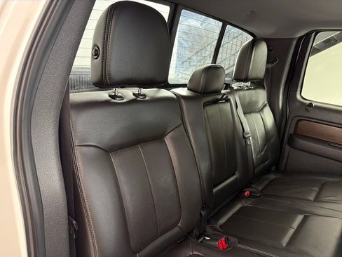 Used 2014 Ford F150 Lariat w/ Equipment Group 502A Luxury image 23