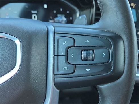Used 2023 GMC Sierra 1500 SLT image 20
