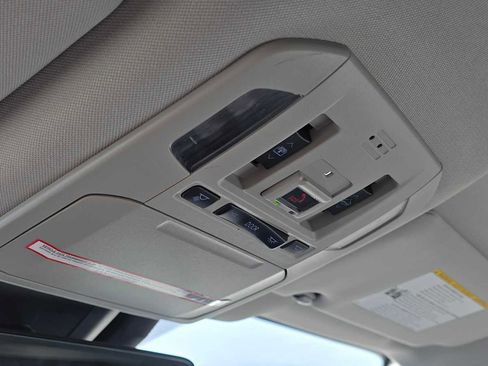 Certified 2022 Toyota Highlander Platinum image 35