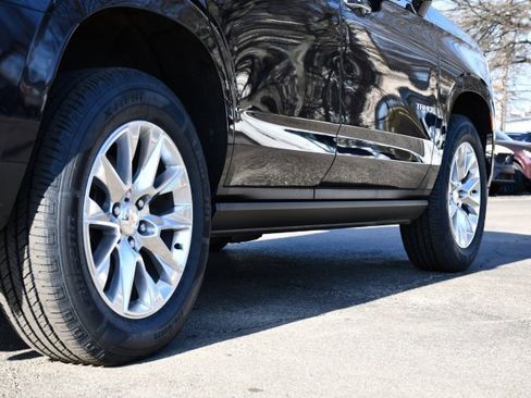 Used 2022 Chevrolet Tahoe Premier image 9