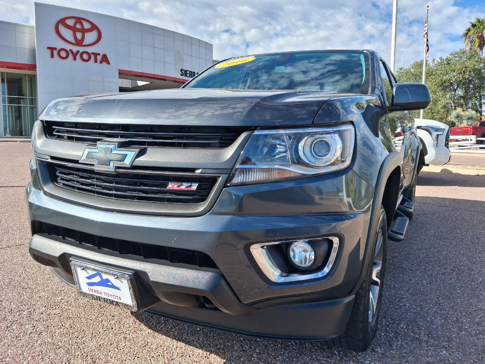 Used 2016 Chevrolet Colorado Z71 AWD/4WD image 12