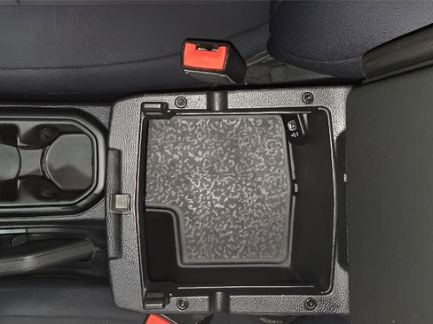 Used 2019 Jeep Wrangler Unlimited Sport S image 23