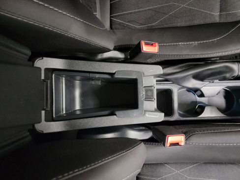 Used 2022 Ford EcoSport SE w/ SE Convenience Package image 29