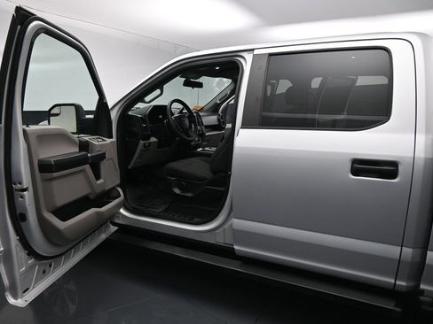 Certified 2018 Ford F150 XL w/ Equipment Group 101A Mid RWD image 9