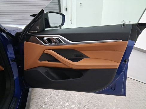 Certified 2025 BMW M440i image 31