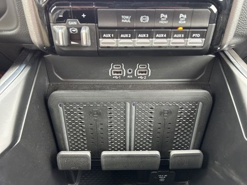 Used 2025 RAM 5500 Tradesman w/ Laramie Trim Package image 14