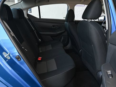 Used 2024 Nissan Sentra SV FWD image 37