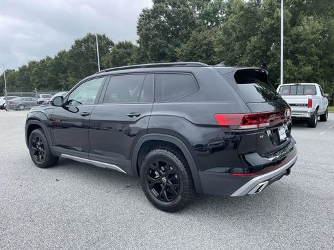 New 2026 Volkswagen Atlas Peak Edition AWD/4WD image 4