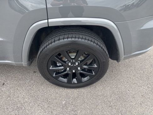 Used 2020 Jeep Grand Cherokee Altitude AWD/4WD image 50