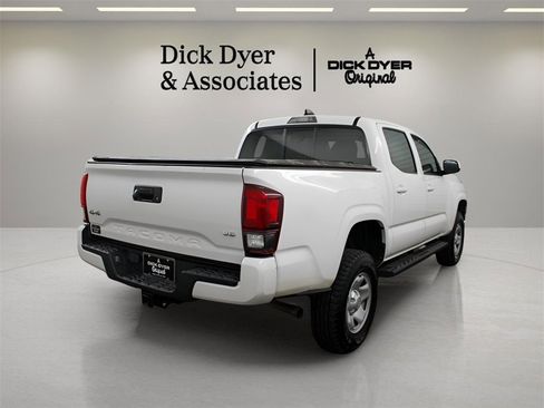 Used 2021 Toyota Tacoma SR image 2