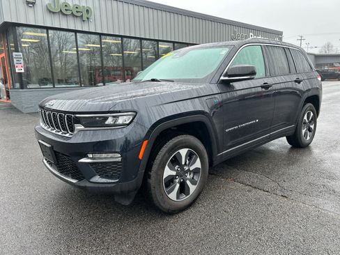 Used 2023 Jeep Grand Cherokee 4WD 4xe w/ Luxury Tech Group II image 10