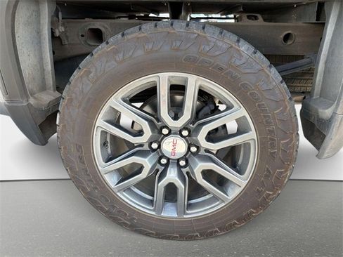 Used 2022 GMC Sierra 1500 AT4 w/ AT4 Premium Package image 40