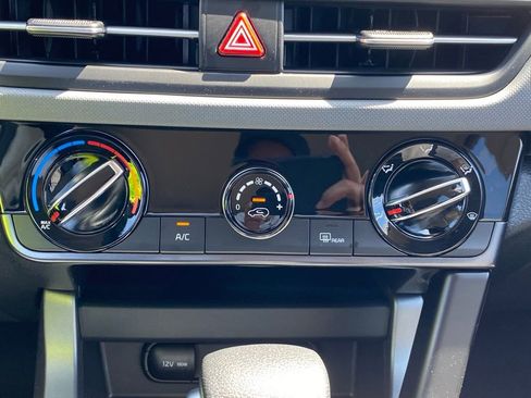 New 2026 Kia Seltos LX FWD image 19