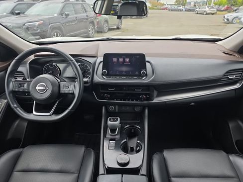 Used 2023 Nissan Rogue SV w/ SV Premium B Package AWD/4WD image 13