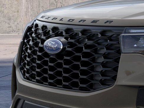 Used 2026 Ford Explorer ST-Line AWD/4WD image 17