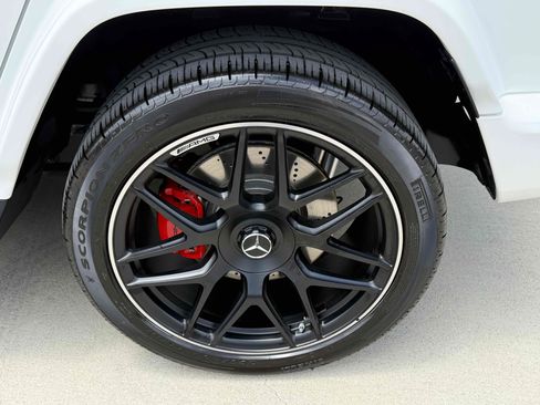 Used 2024 Mercedes-Benz G 63 AMG 4MATIC image 25