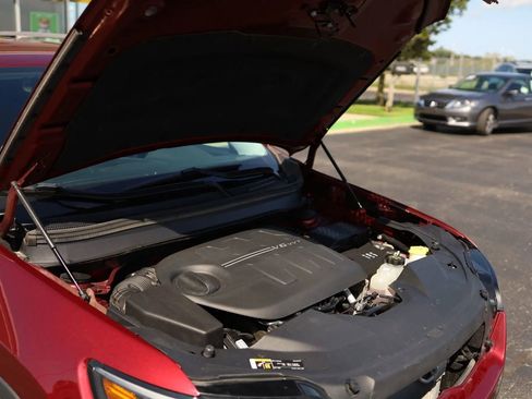 Used 2020 Jeep Cherokee Limited image 46