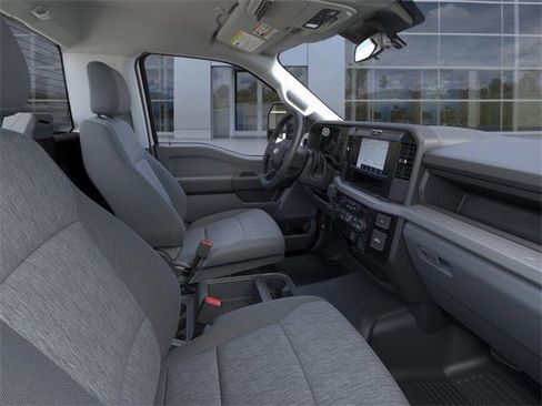 New 2026 Ford F550 4x4 Regular Cab Super Duty w/ XL Chrome Package image 40