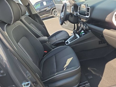 New 2026 Hyundai Venue SEL FWD image 21