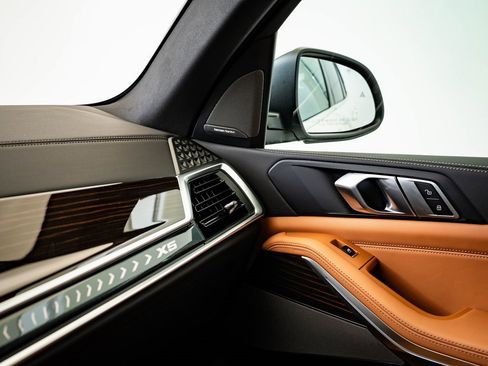 New 2026 BMW X5 xDrive40i w/ Climate Comfort Package image 34