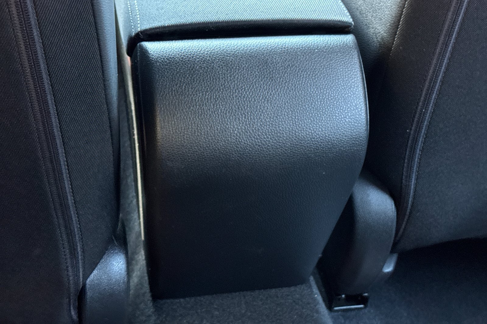Used 2025 Honda Civic Sport image 14