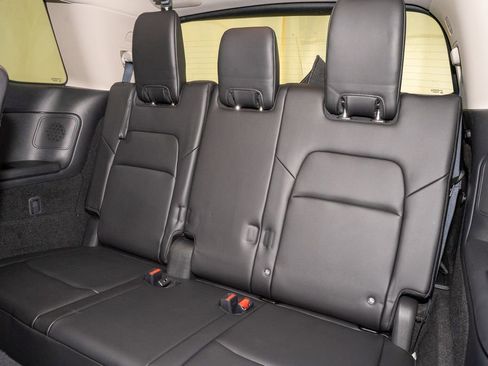 Certified 2024 Nissan Pathfinder Platinum w/ Cargo Package image 11