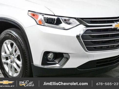 Used 2019 Chevrolet Traverse LT FWD image 32