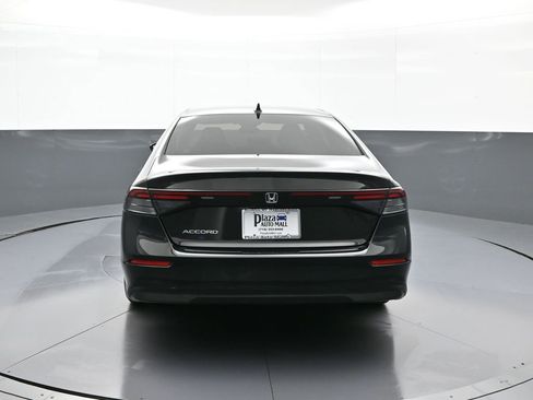 Certified 2023 Honda Accord EX image 7