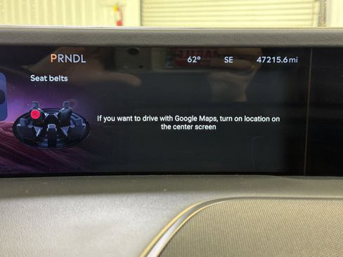 Used 2024 Lincoln Nautilus Reserve image 15