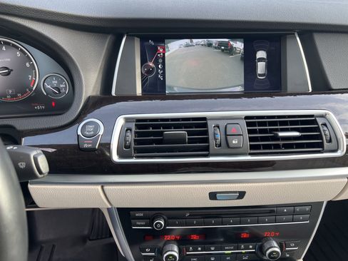 Used 2015 BMW 535i Gran Turismo image 11