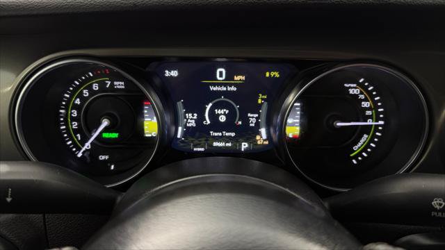 Used 2023 Jeep Wrangler Unlimited AWD/4WD image 32