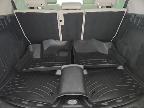 Used 2020 Land Rover Discovery Sport S image 37