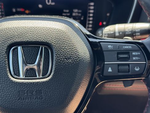 Certified 2025 Honda Pilot Black Edition image 27