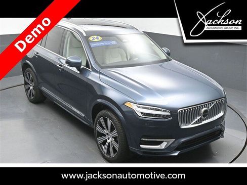 Certified 2024 Volvo XC90 T8 Plus w/ Protection Package Premier image 43