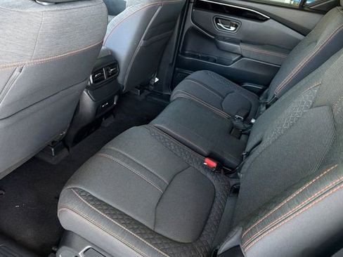 Certified 2025 Honda Pilot Sport image 13