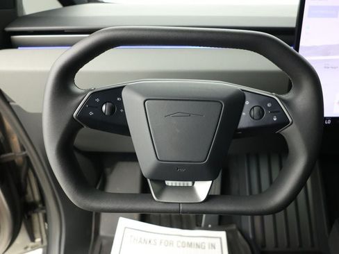Used 2024 Tesla Cybertruck AWD Crew Cab image 11