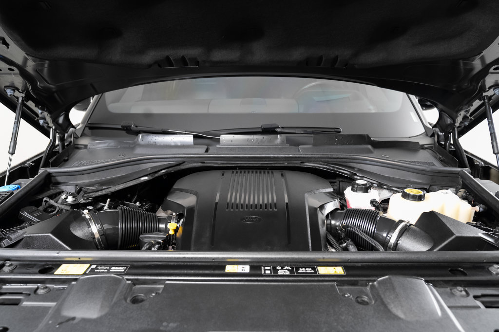 Used 2025 Land Rover Range Rover Autobiography AWD/4WD image 39