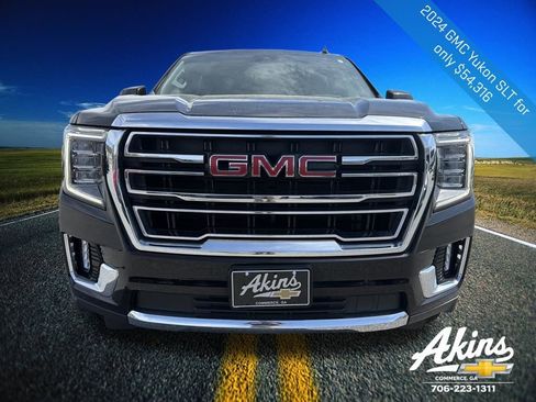 Used 2024 GMC Yukon SLT image 2