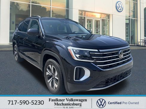 Used 2024 Volkswagen Atlas SE AWD/4WD image 1