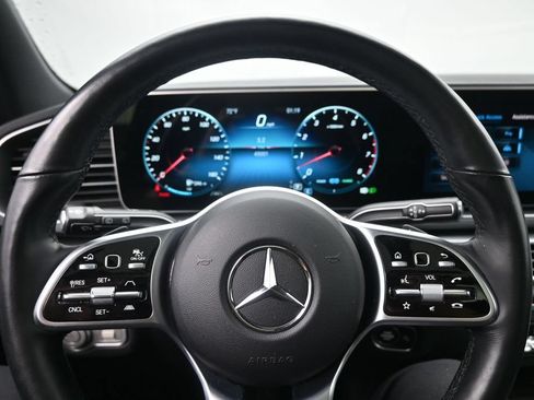Used 2022 Mercedes-Benz GLS 450 4MATIC image 13