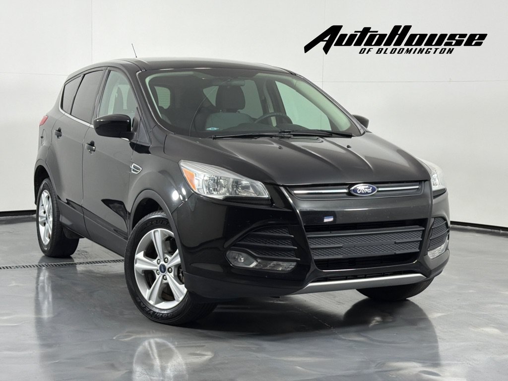 Used 2015 Ford Escape SE AWD/4WD image 1