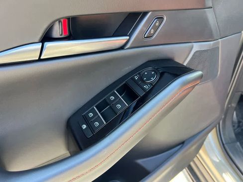 Certified 2025 MAZDA CX-30 Carbon image 13