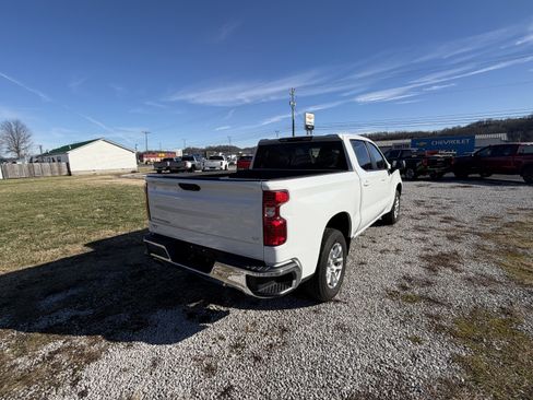 Used 2023 Chevrolet Silverado 1500 LT image 13