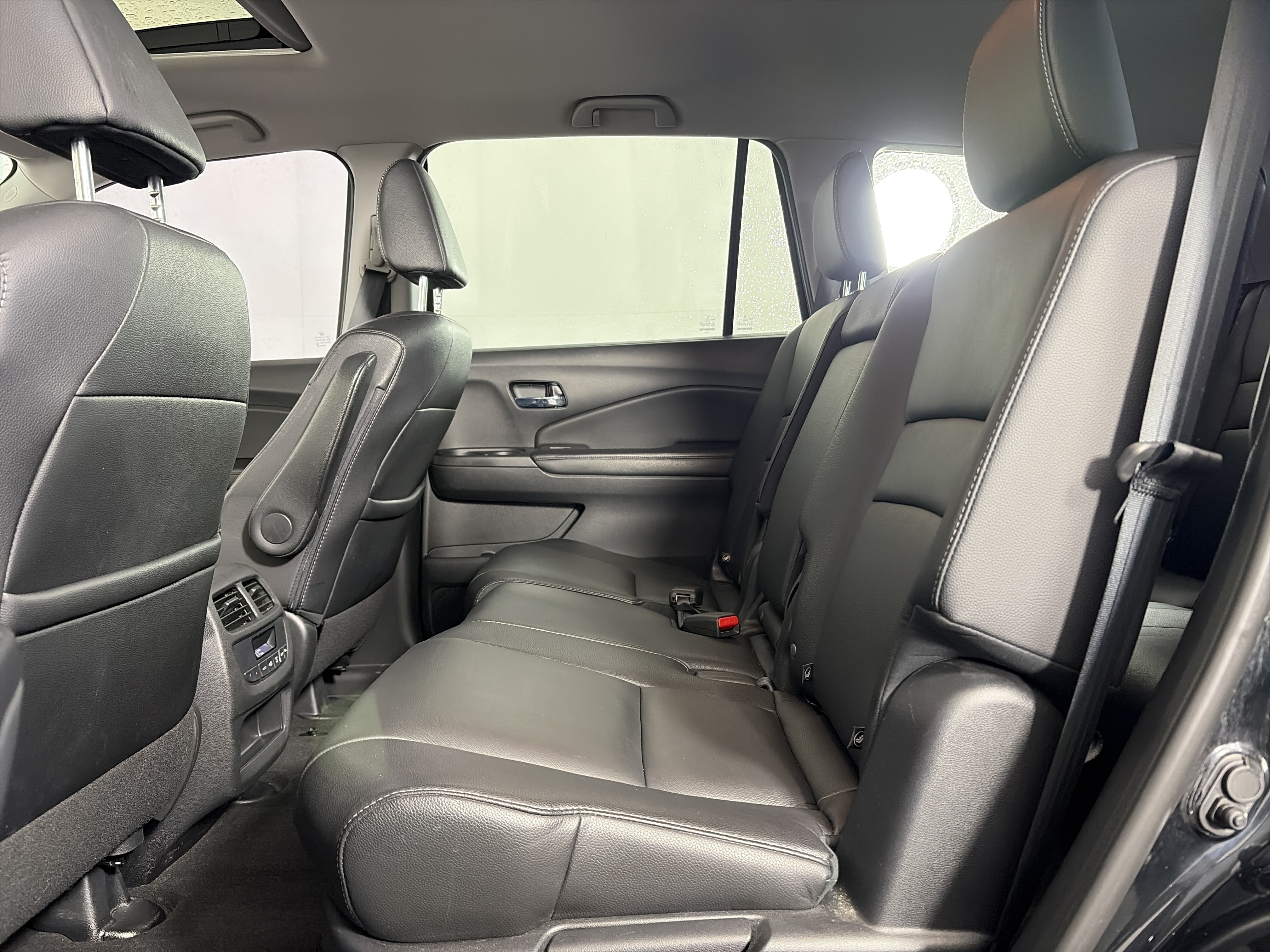 Used 2018 Honda Pilot EX-L image 7