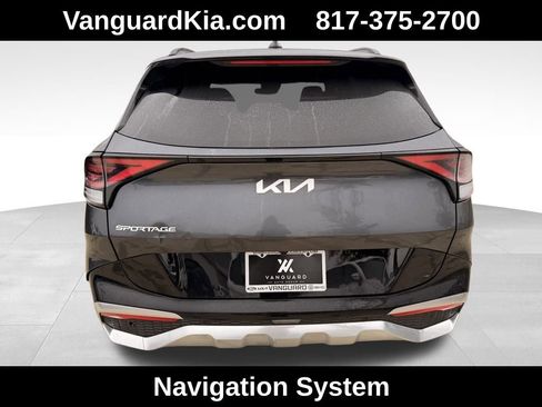 Used 2024 Kia Sportage SX image 3