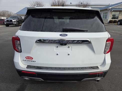 Used 2023 Ford Explorer Limited image 4