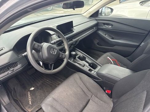 Used 2023 Honda Accord EX image 5
