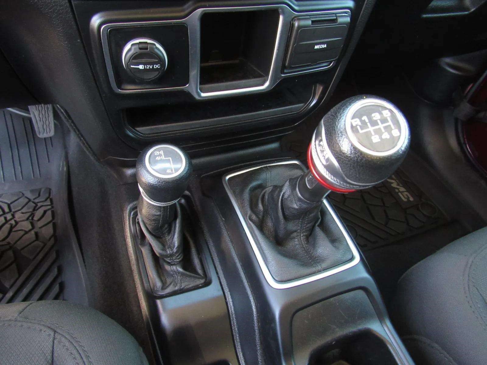 Used 2021 Jeep Wrangler Unlimited Sport AWD/4WD image 20