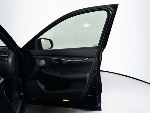 Used 2023 INFINITI QX50 Sport image 33