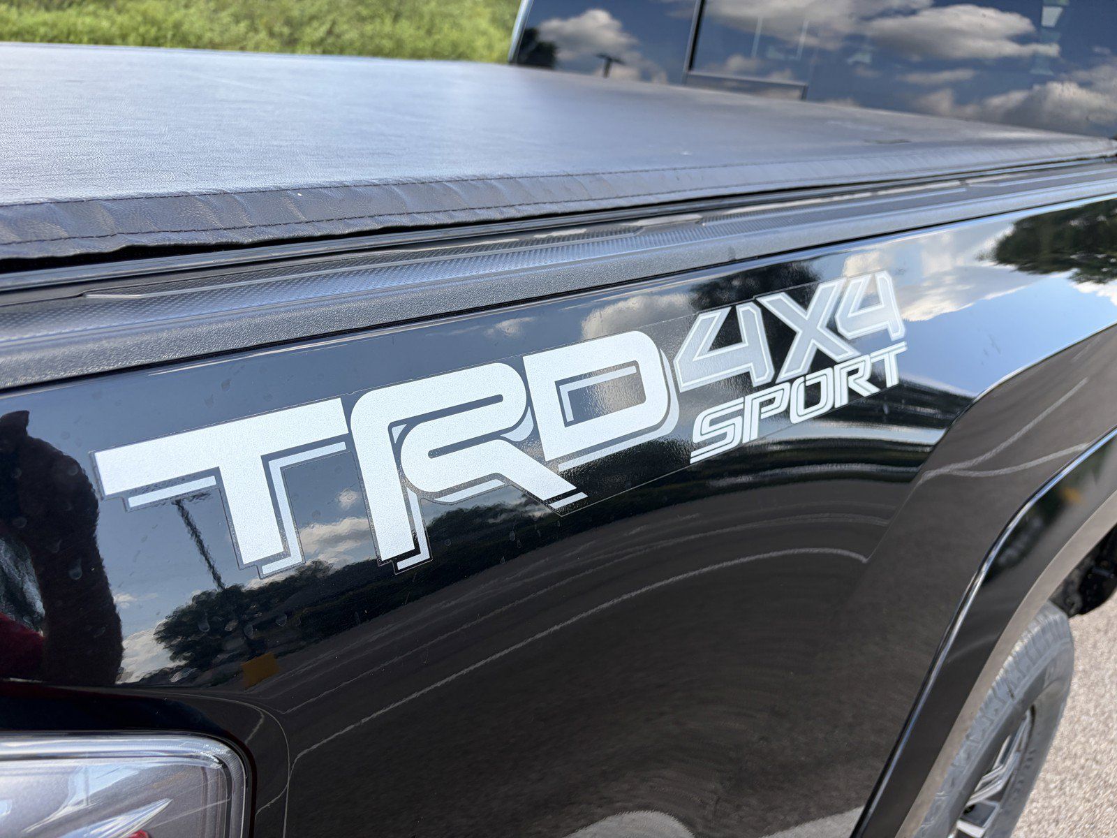 Used 2022 Toyota Tacoma TRD Sport w/ Technology Package AWD/4WD image 38